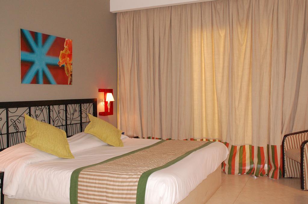 Miramar Petit Palais Hotel Midoun Room photo